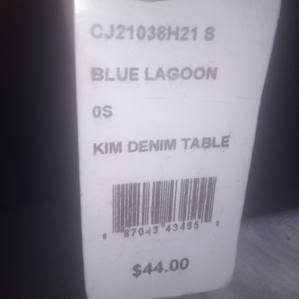 Size 0, Celebrity pink jeans. Soft on your skin. a